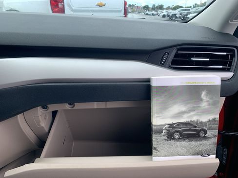 Used 2022 Ford Escape SEL w/ Class II Trailer Tow Package image 31