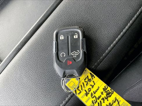 Used 2021 Chevrolet Silverado 1500 LT w/ Z71 Off-Road Package image 11