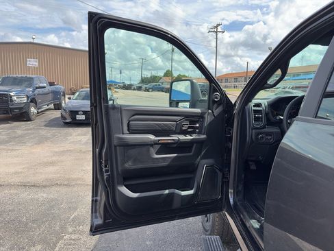 New 2026 RAM 2500 Limited image 10