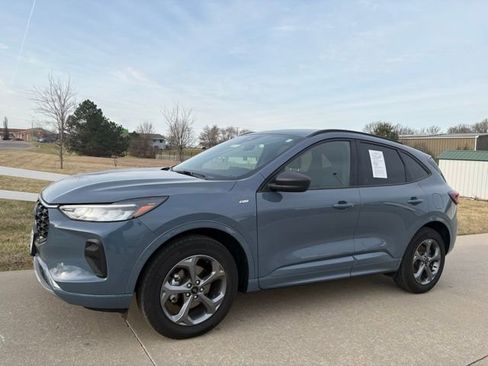 Used 2024 Ford Escape ST-Line w/ Tech Pack #1 image 1