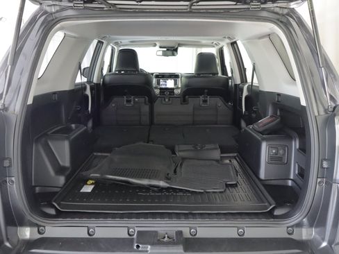 Used 2023 Toyota 4Runner SR5 Premium w/ Moonroof Package AWD/4WD image 25