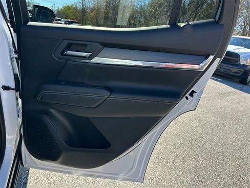 New 2026 GMC Terrain Elevation w/ Elevation Premium Package image 17