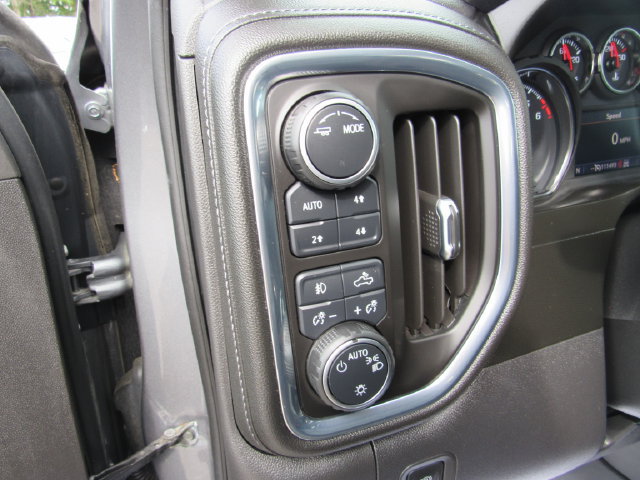 Certified 2021 Chevrolet Silverado 1500 LT Trail Boss w/ Convenience Package II AWD/4WD image 17