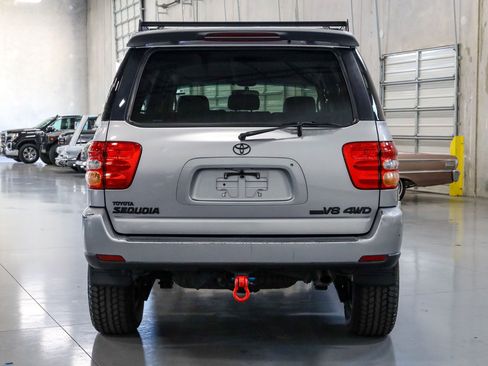 Used 2002 Toyota Sequoia SR5 w/ Alloy Wheel Pkg AWD/4WD image 7