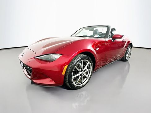 Certified 2023 MAZDA MX-5 Miata Grand Touring RWD image 9
