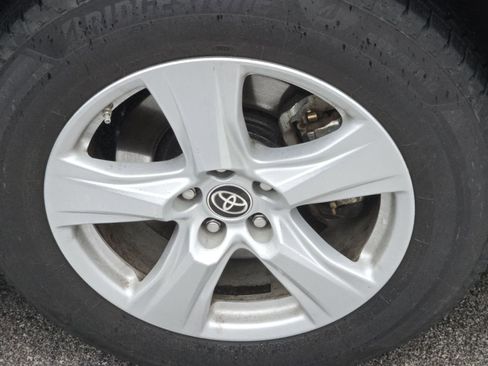 Used 2020 Toyota Highlander L image 7