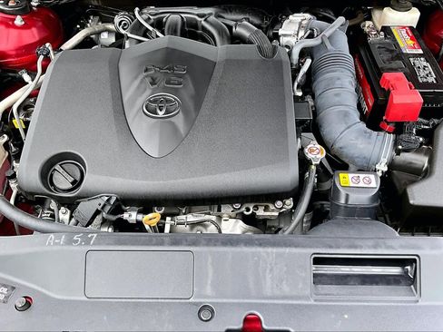 Used 2021 Toyota Avalon Limited w/ Advanced Safety Package image 32