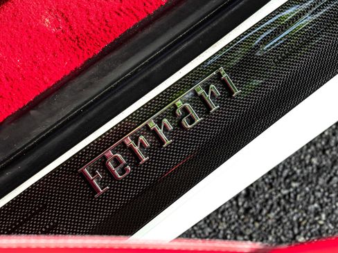 Used 2013 Ferrari 458 Spider image 7