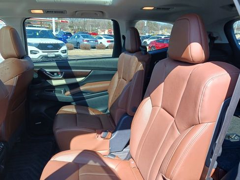 Used 2019 Subaru Ascent Touring w/ Popular Package #2 image 4