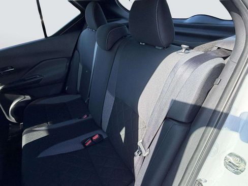 Used 2020 Nissan Kicks SV FWD image 21