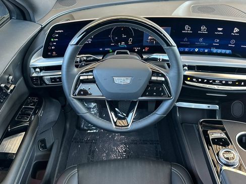Used 2026 Cadillac Lyriq Premium Luxury w/ LPO, Floor Liner Package RWD image 17