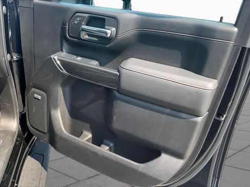Used 2023 GMC Sierra 2500 AT4 w/ AT4 Premium Plus Package AWD/4WD image 23