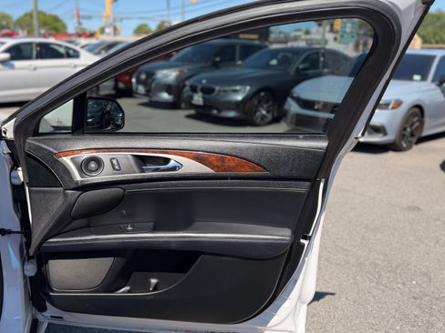 Used 2019 Lincoln MKZ Reserve w/ Reserve Plus Package AWD/4WD image 29