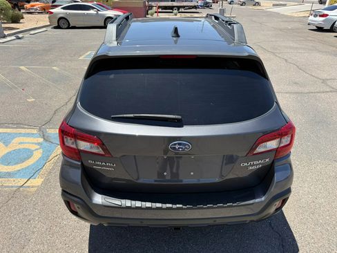 Used 2018 Subaru Outback 3.6R Limited AWD/4WD image 40