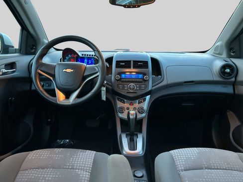 Used 2012 Chevrolet Sonic LS image 13