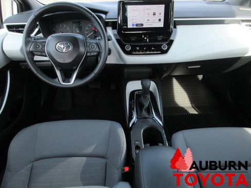 Certified 2025 Toyota Corolla SE w/ Convenience Package image 7