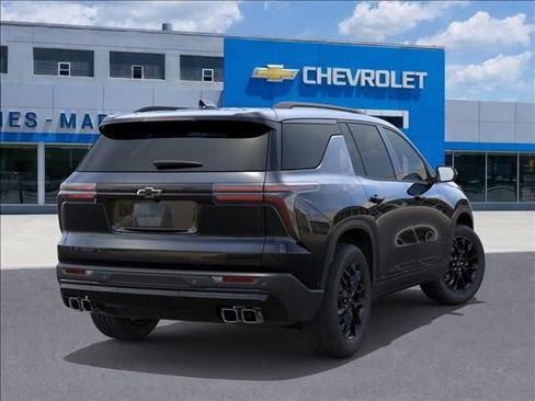 New 2026 Chevrolet Traverse LT w/ Midnight/Sport Edition image 4