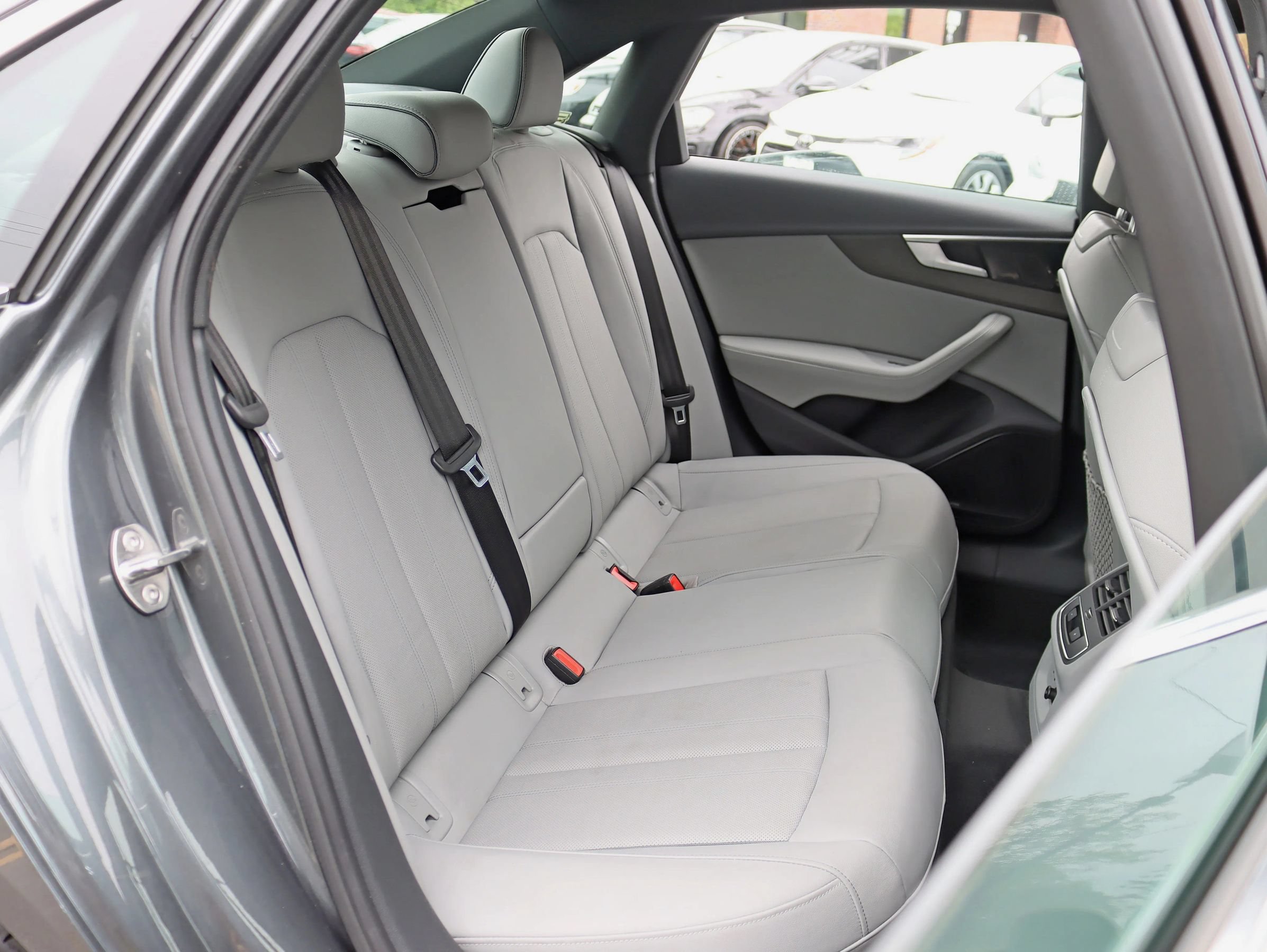 Used 2021 Audi A4 2.0T Premium Plus w/ Premium Plus Package AWD/4WD image 31