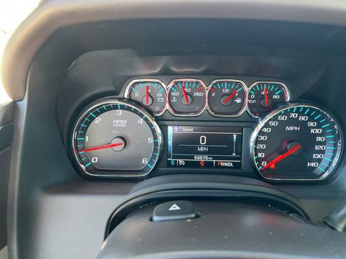 Used 2018 Chevrolet Suburban LS w/ Max Trailering Package image 19