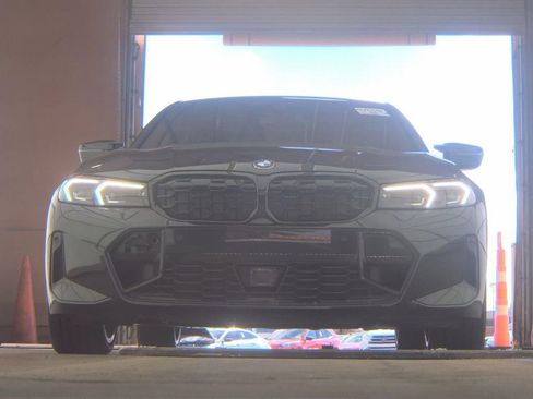 Used 2025 BMW M340i xDrive image 8