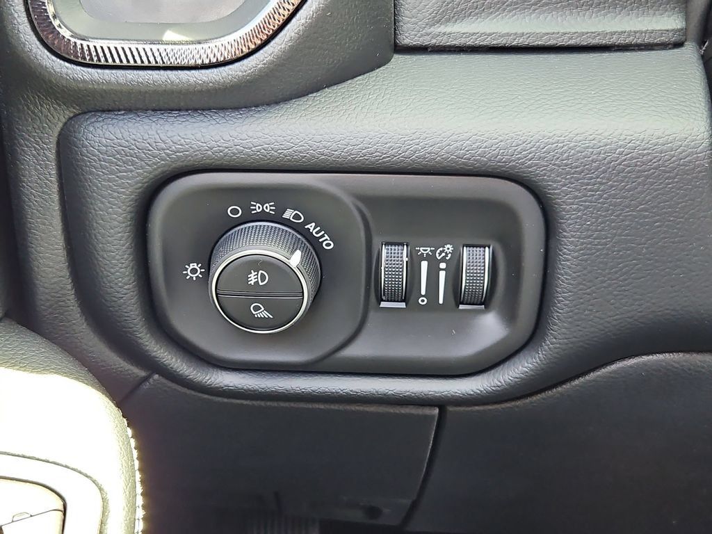 New 2026 RAM 2500 Power Wagon AWD/4WD image 18