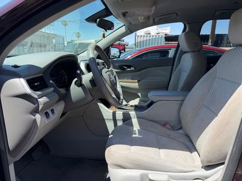 Used 2017 GMC Acadia SLE FWD image 10