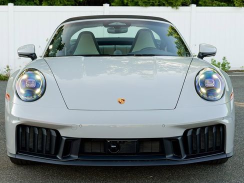 Used 2026 Porsche 911 Targa 4 GTS AWD/4WD image 2