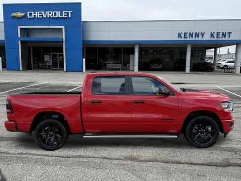 Used 2024 RAM 1500 Laramie AWD/4WD image 3