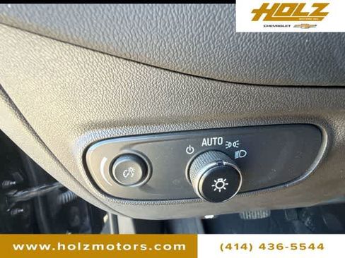 Certified 2024 Chevrolet Equinox RS AWD/4WD image 17
