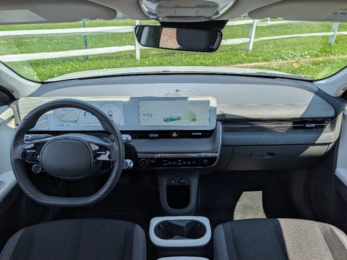 Used 2024 Hyundai Ioniq 5 SEL AWD/4WD image 31