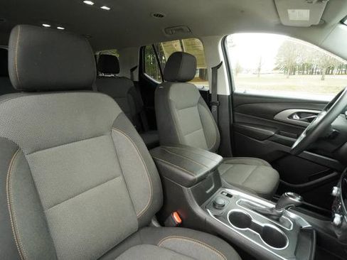 Used 2019 Chevrolet Traverse LS image 24