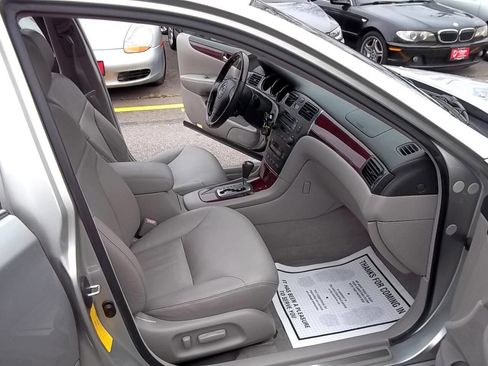 Used 2003 Lexus ES 330 image 11