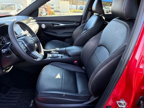 Used 2025 INFINITI QX50 Sport w/ Cargo Package image 13
