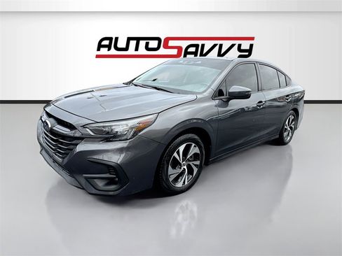 Used 2024 Subaru Legacy Premium image 3