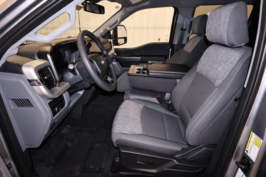 New 2027 Ford F250 XLT w/ XLT Premium Package AWD/4WD image 12