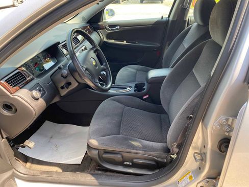 Used 2014 Chevrolet Impala LT image 9