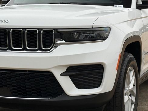 Certified 2024 Jeep Grand Cherokee Laredo X w/ Luxury Tech Group I image 12