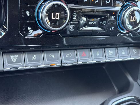 New 2026 GMC Sierra 2500 AT4X w/ AT4X AEV Edition AWD/4WD image 18