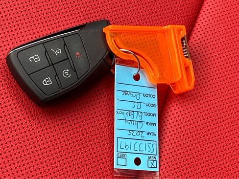 New 2025 Chevrolet Equinox EV RS w/ Convenience Package II image 31