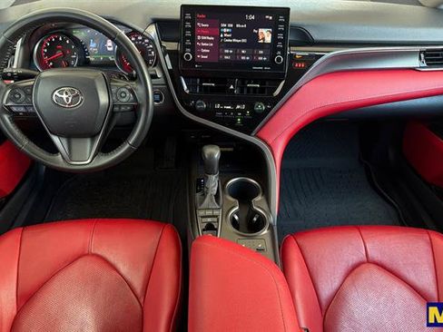 Used 2022 Toyota Camry XSE FWD image 15