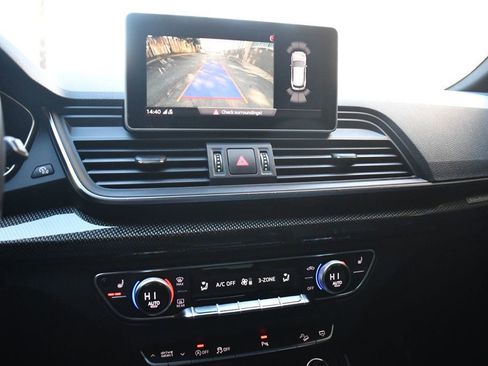 Used 2018 Audi SQ5 Premium Plus w/ S Sport Package image 27