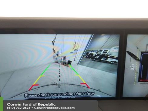 Used 2024 Lincoln Nautilus Reserve w/ Equipment Group 202A image 17