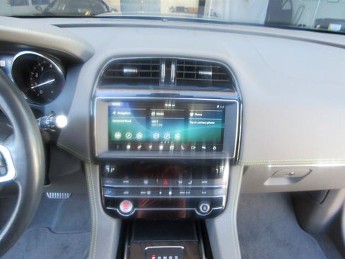 Used 2019 Jaguar F-PACE R-Sport AWD/4WD image 50