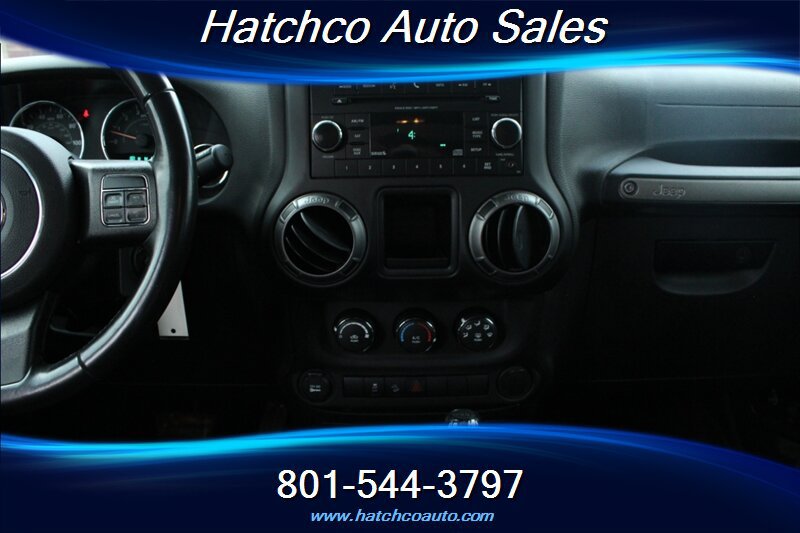 Used 2017 Jeep Wrangler Unlimited Sport w/ Connectivity Group AWD/4WD image 20