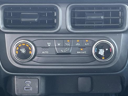 Used 2023 Ford Maverick XL FWD image 16