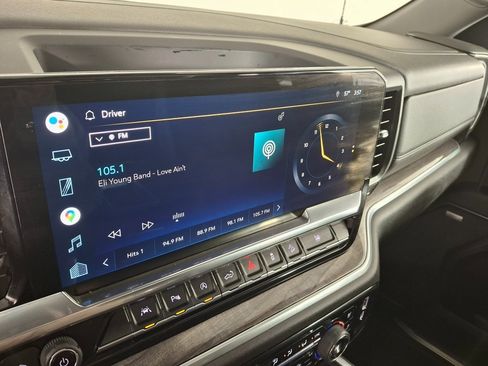 Used 2022 Chevrolet Silverado 1500 LTZ w/ LTZ Premium Package image 19