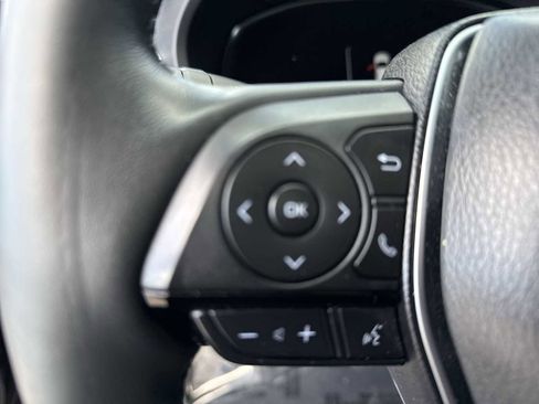 Used 2024 Toyota Venza Limited image 22