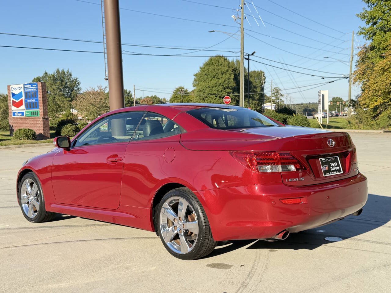 Used 2010 Lexus IS 250C w/ Luxury Pkg RWD image 32
