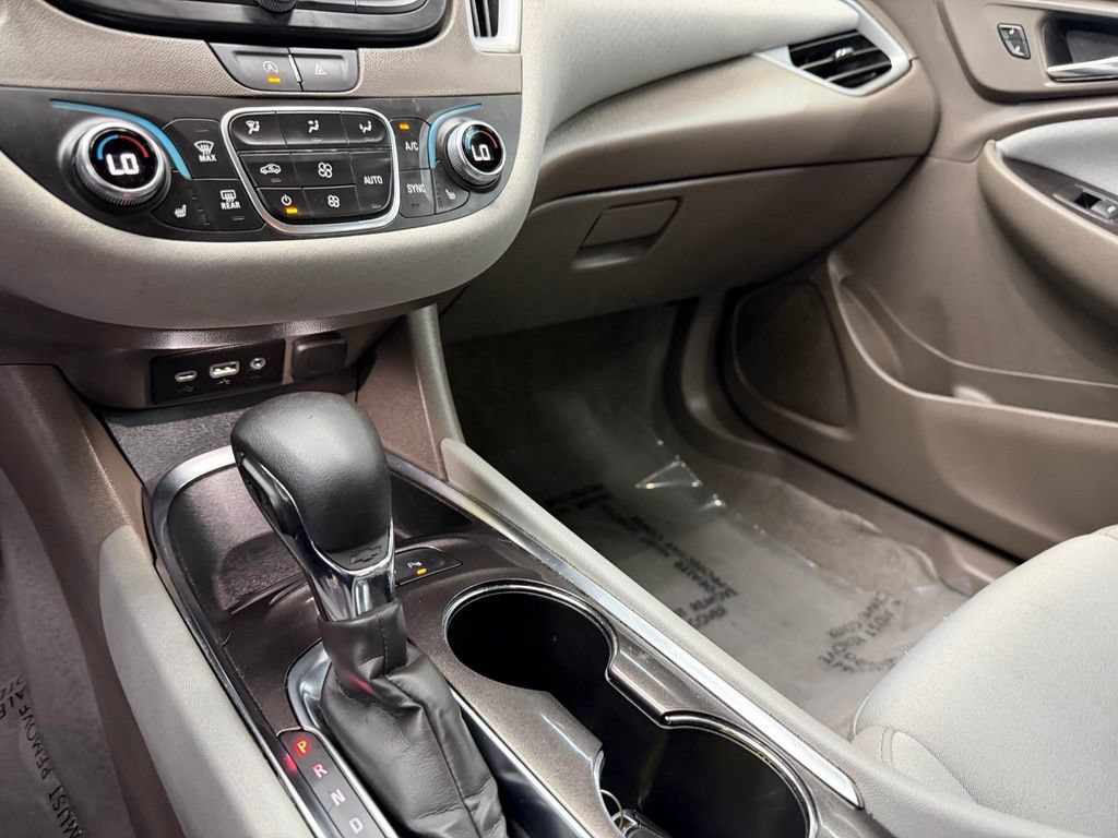 Used 2024 Chevrolet Malibu LT FWD image 26