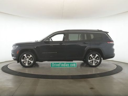 Used 2023 Jeep Grand Cherokee L Limited w/ Luxury Tech Group II image 9